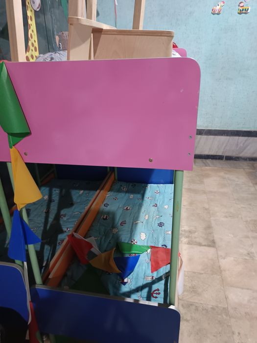 Богча болалар кроватями сотилади