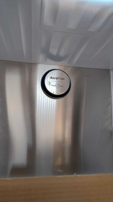 Комбиниран Хладилник с фризер BEKO-БЕКО 203 см Dark Inox AeroFlow™