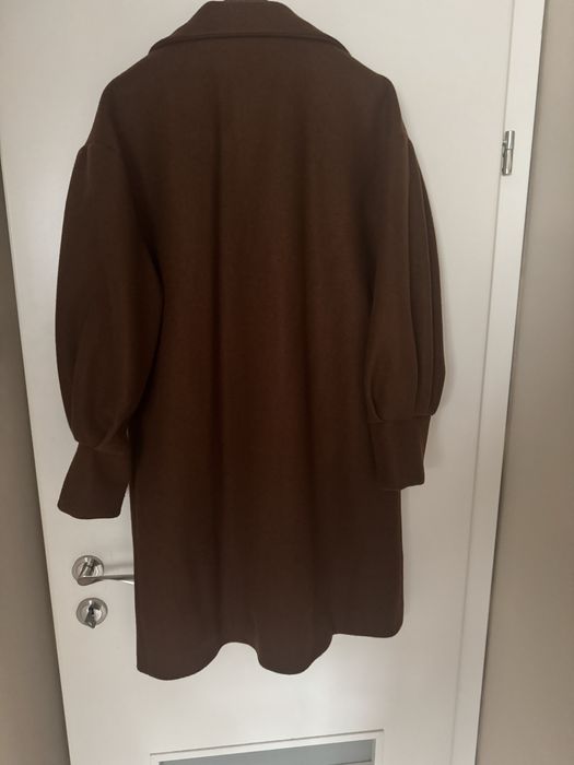 Дамско палто до коляното