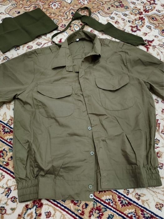 Продам воен школьную форму