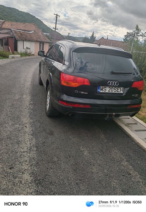 Se vinde sau schimb Audi Q7 3.0 v6