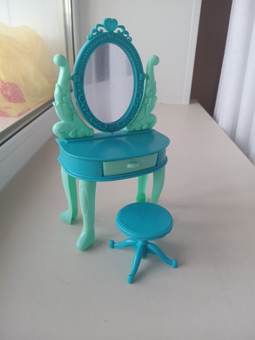 Продам игрушки в хорошем состоянии