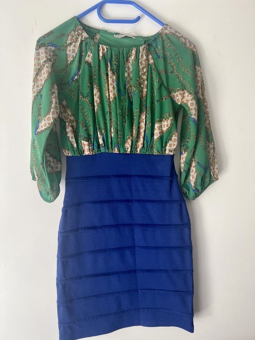 Rochie elegantă cu curea