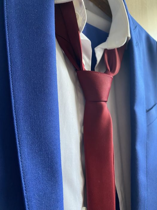 Продам костюм в комплекте