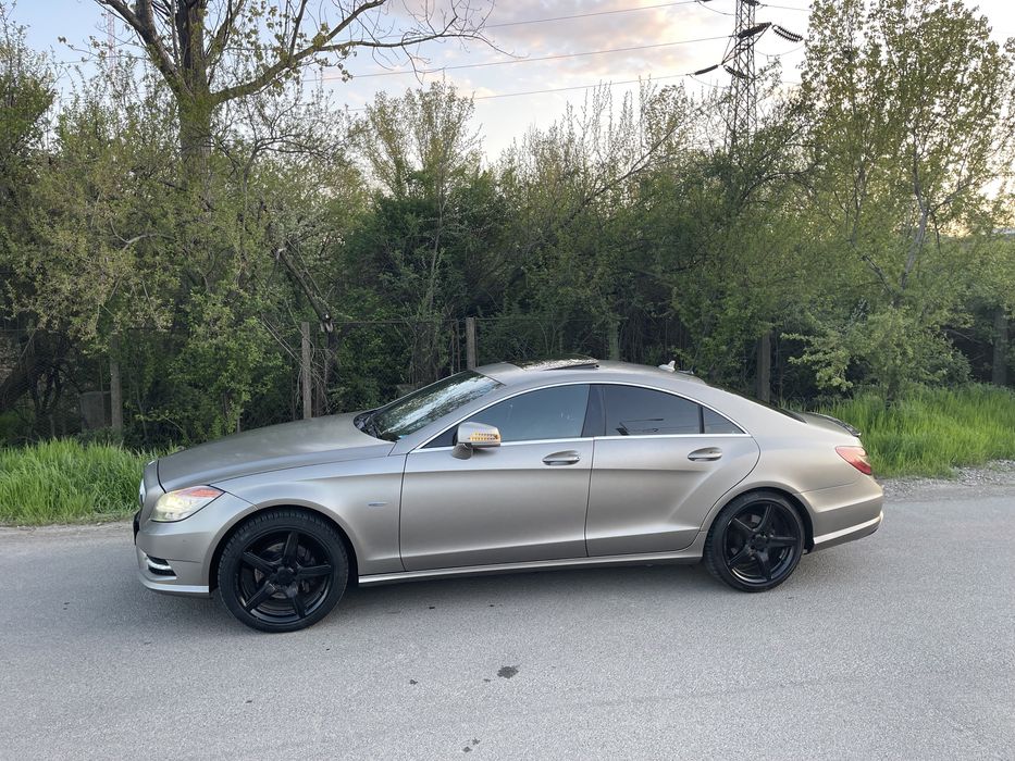 Mercedes CLS / tableta / ambilight / vopsea originala