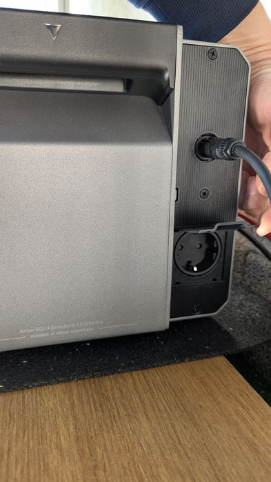 Anker Solix SolarBank 2 Pro