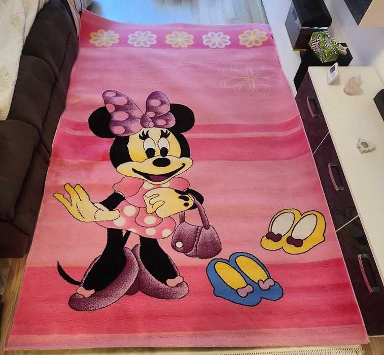 Vand covor model Minnie marime 2/3 - 6mp