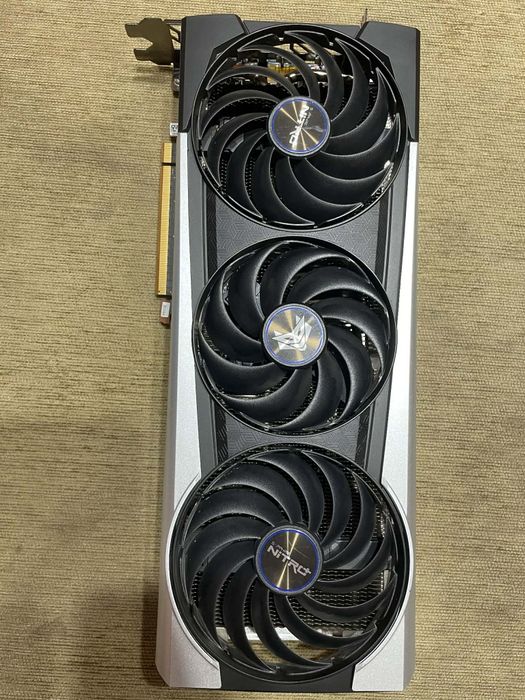 Видео карта Sapphire Nitro+ 6700 xt