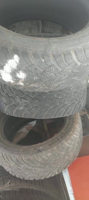 Автошины зимние..