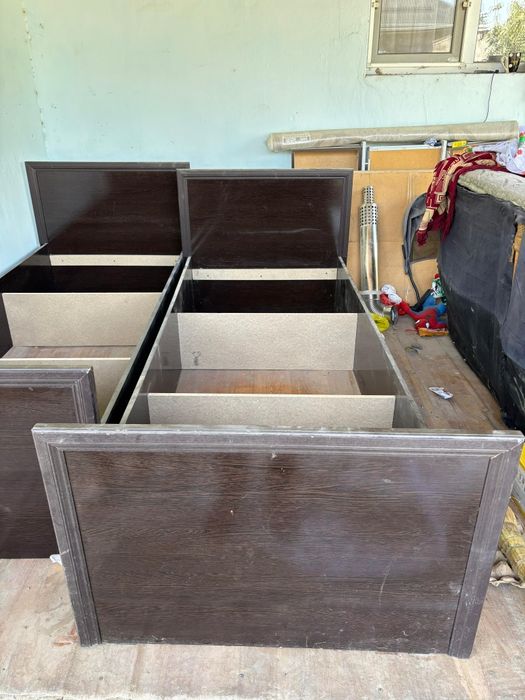 Кровать одно спальный