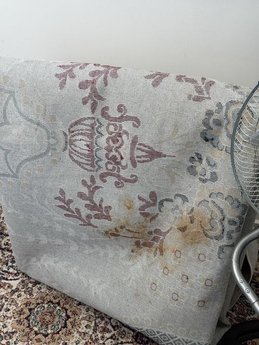 Продам обувницу и ковер