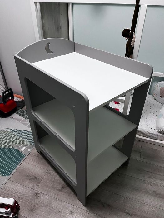 Повивалник за бебета