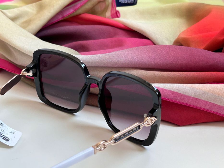 Tahari нови страхотни слънчеви  очила