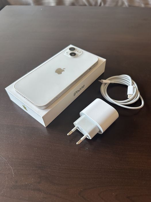 Iphone 13 + зарядно и кабел
