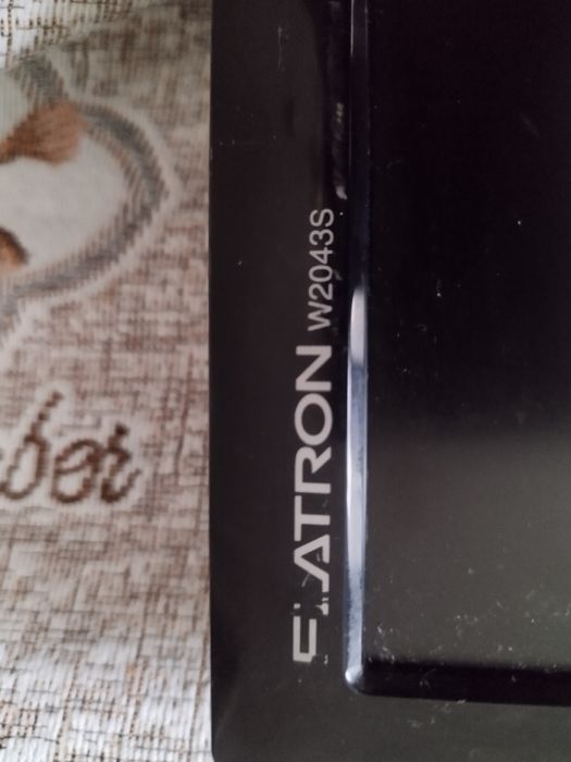 Монитор LG Flatron W2043S-PF 20