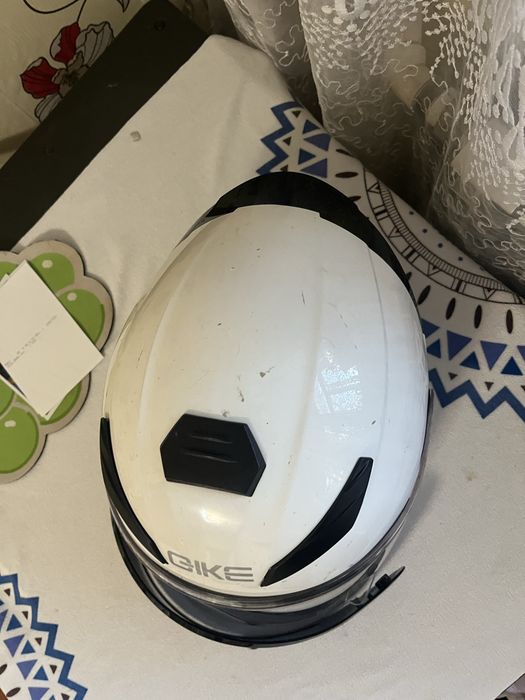 Продам шлем на мотоцикл скутер