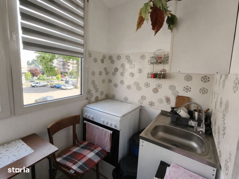 Apartament 3 camere in zona strazii Henri Coanda