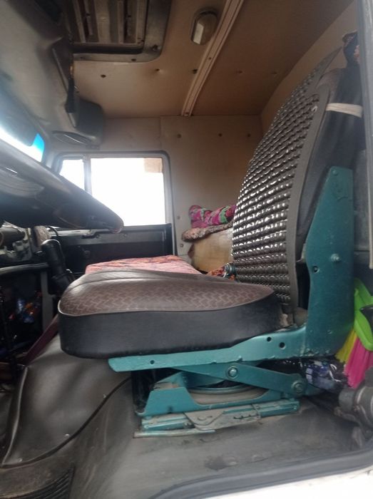 Kamaz tigach sotiladi