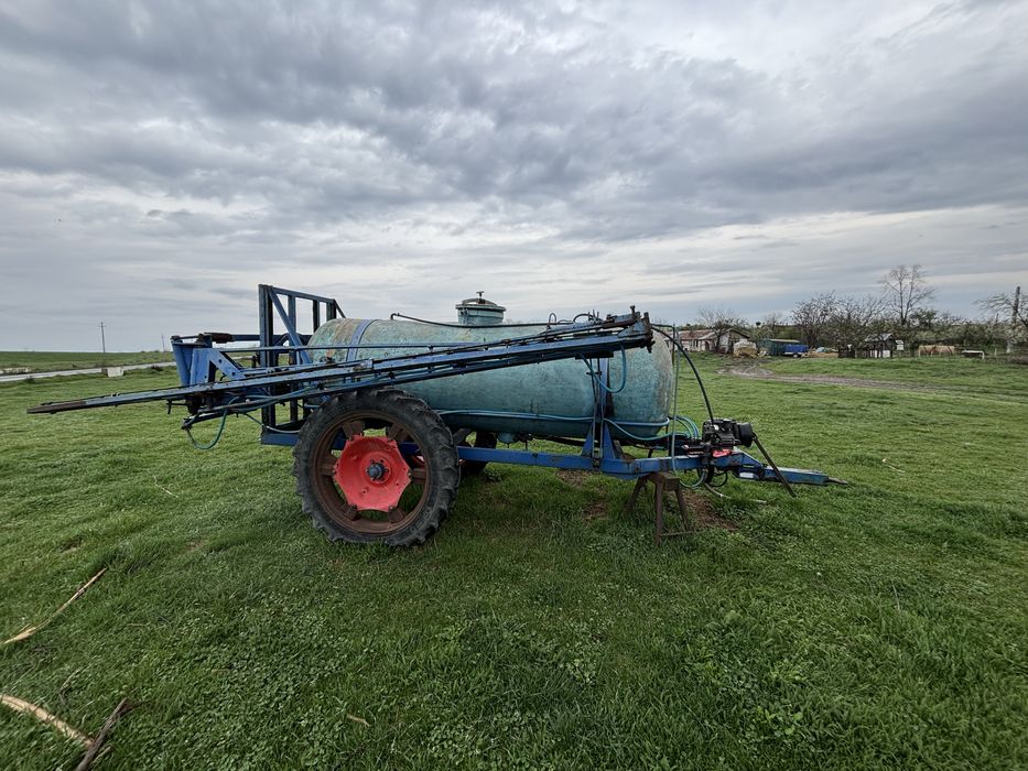 Vand met de erbicidat romanesc 2400l