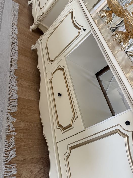 горка 150000 тг для гостиной