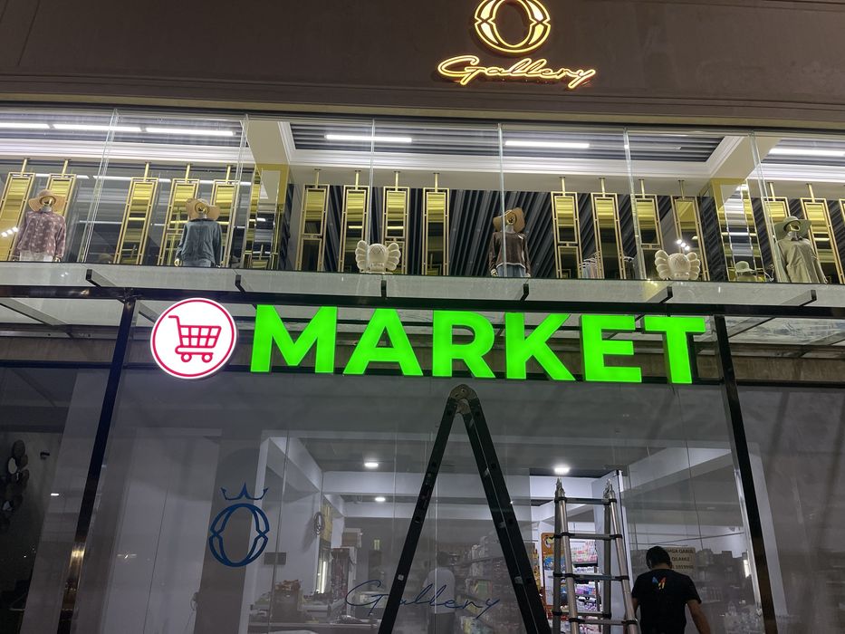 Tashqi reklama & poligrafiya