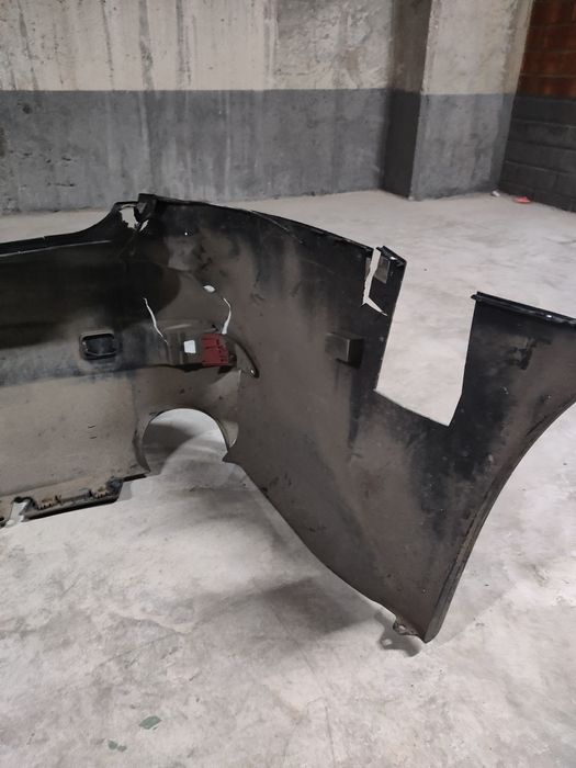 Продам б/у бампер lexus is 2011