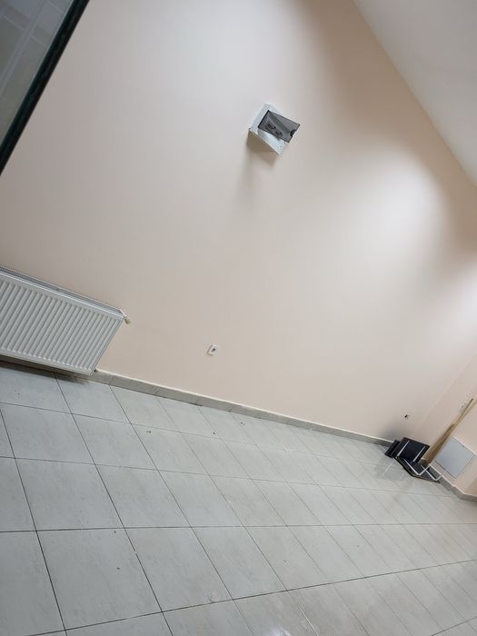 Дава се под наем Магазин в София, Хаджи Димитър - 60 кв.м за 400 € - Снимка #1