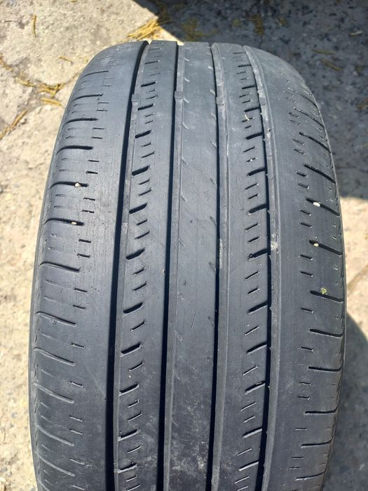 Две Шины 215 50 R17