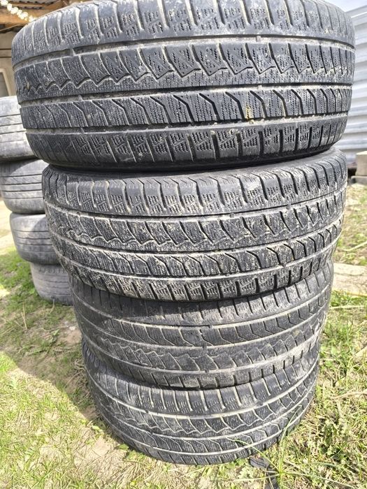 Продам шины среднем хорошем состоянии