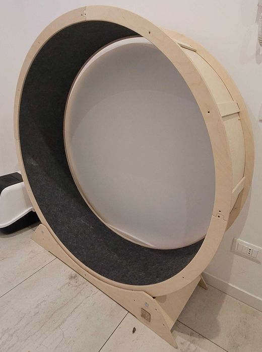 Беговое колесо для кошек и собак