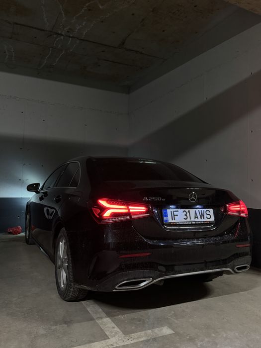 Mercedes A 250 e AMG 2020 sedan