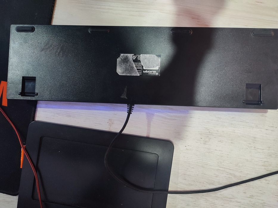 Клавиатура Roccat