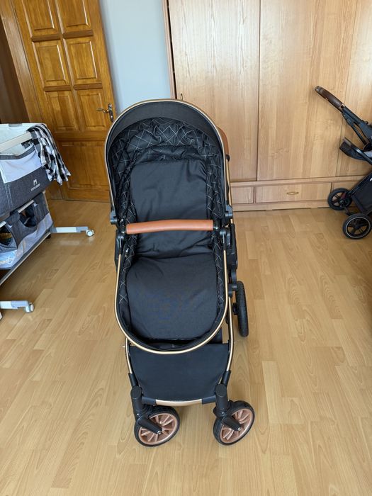 Продам коляску с автокреслом