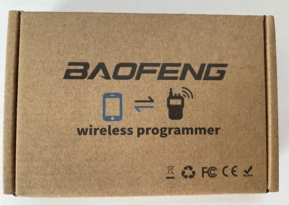 Programator bluetooth Abbree pentru statii radio Baofeng si Quansheng