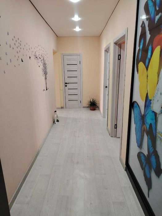Продам 2-х комнатную квартиру, 65 м.кв.