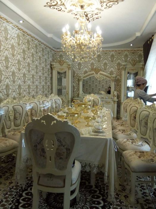 Ховли сотилади шароитлари бор кириб яшашга тайёр