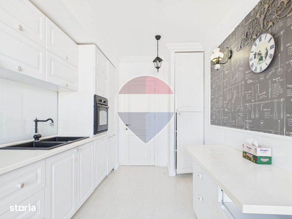 Apartament 4 camere de închiriat în Central Park