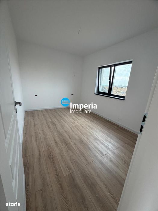 Casa 3 cam, 2 bai, Beci, canalizare, Ciurbesti Miroslava