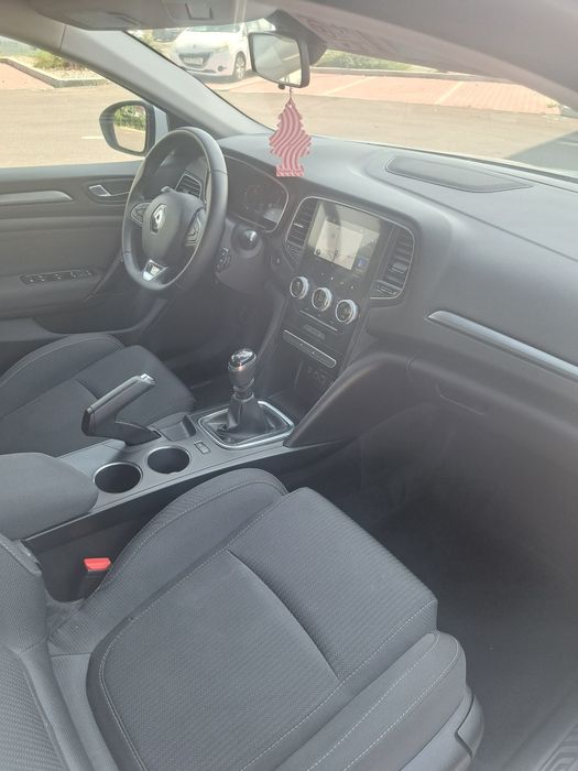 Renault Megane an 2021 mot 1.333