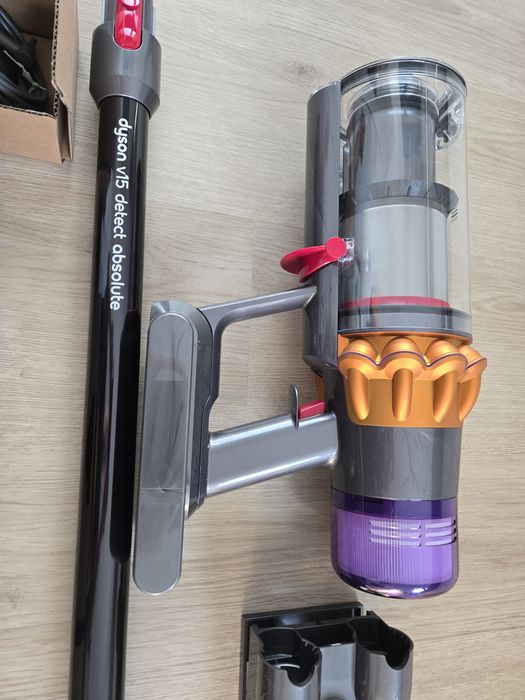 Aspirator Dyson V15