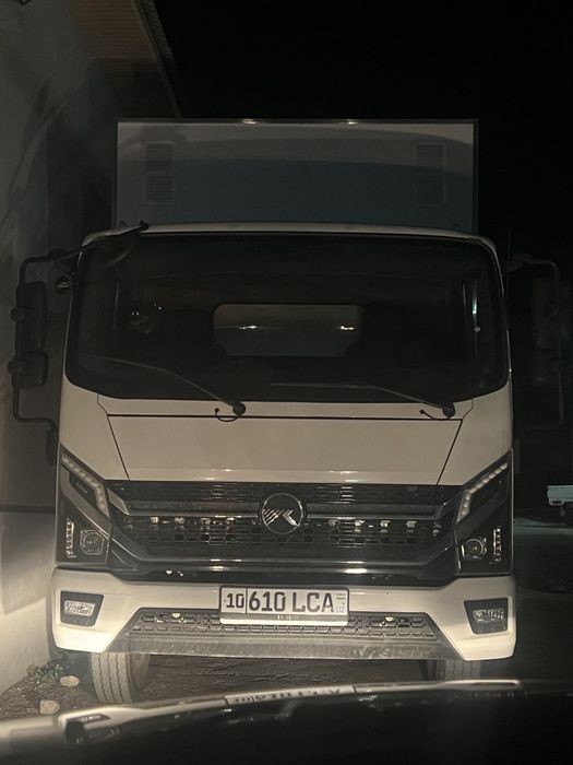 Kama (isuzu) yengi 2023 yuk moshina