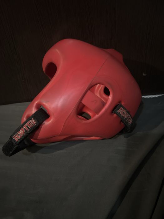 Продаю шлем top ten.