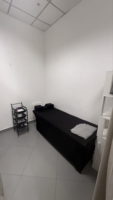 Мастер наращивание ресниц