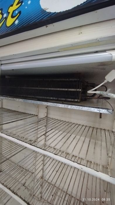 Холодильник витрина