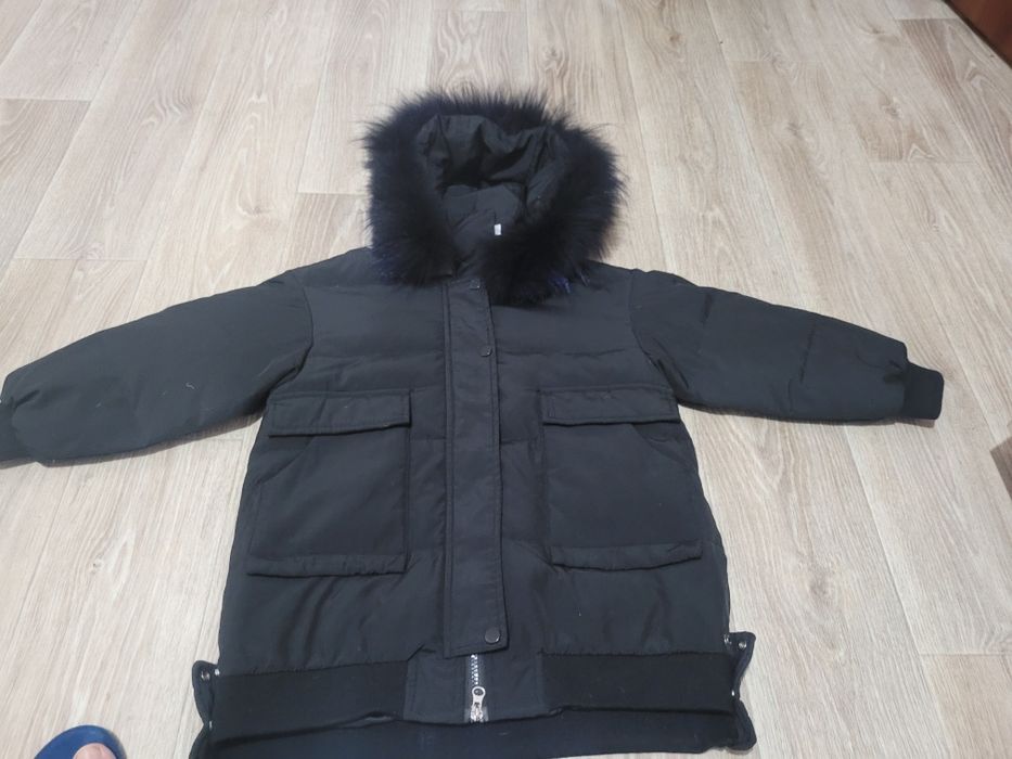 Продам куртку детскую унисекс весна осень