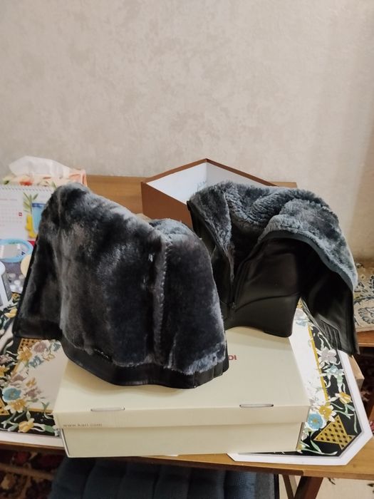 Сапоги женские .