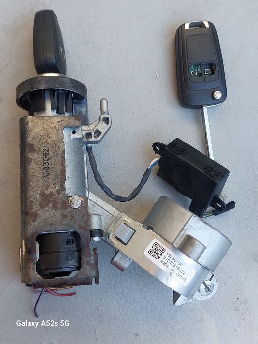 Contact pornire Opel Astra J 2013
