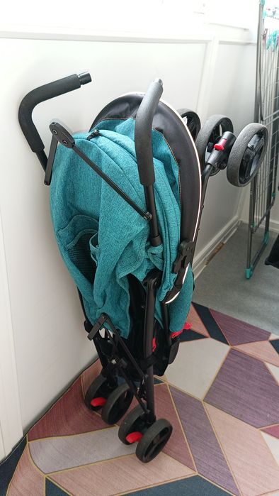 Прогулочная коляска-трость