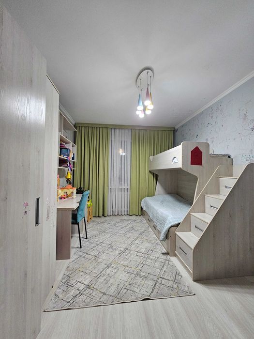 Буюк Ипак Йули. 3/2/5. С хорошим ремонтом. Художники.