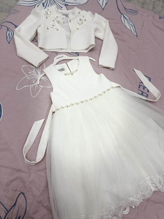 Турецкое детское вечерное плате с костюмом 10 лет. Состояние отличное.